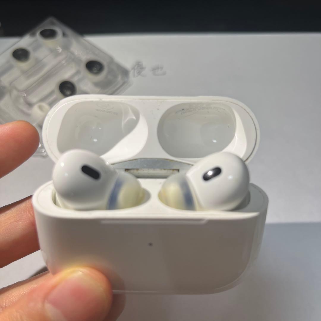 AirPods Pro2 本体 充電ケース付き 箱付き