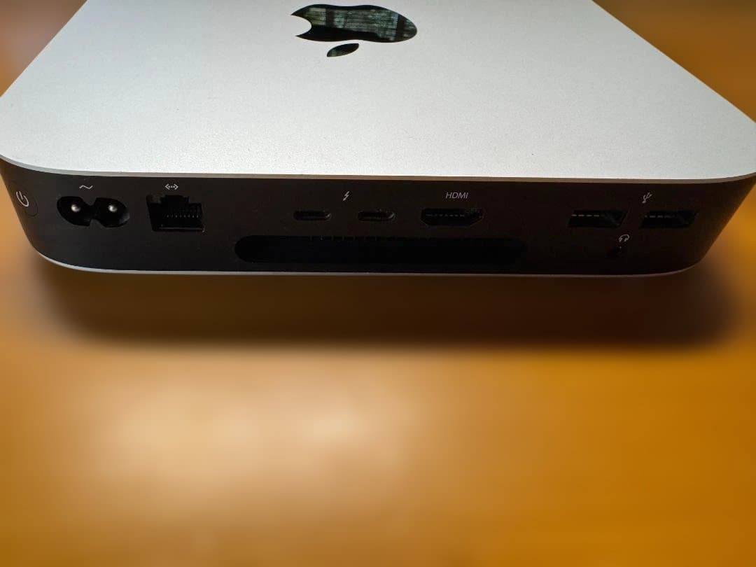 Mac mini M1 / 16GBメモリ / 512GB（中古・美品）