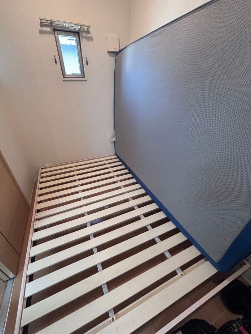 コアラマットレス　ダブル　フレーム付き