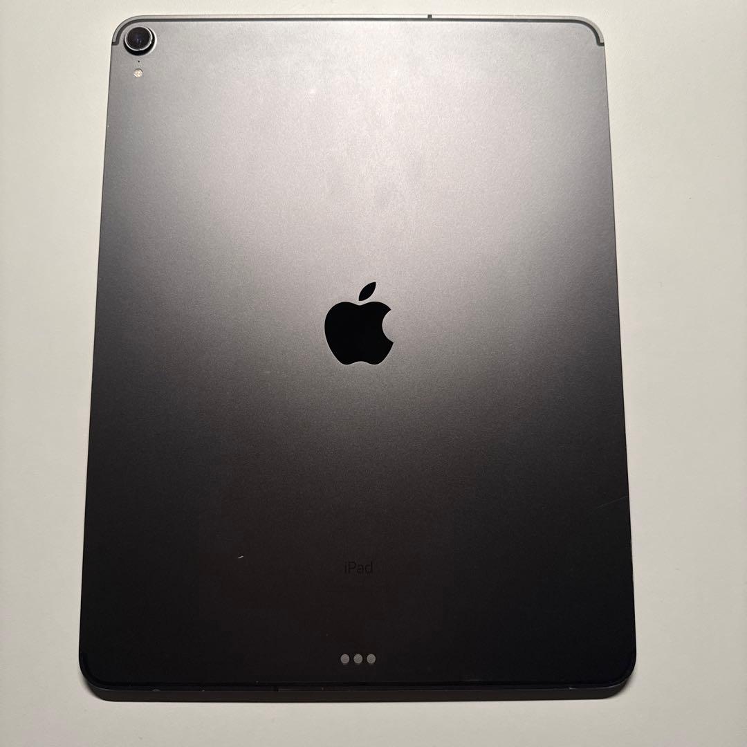 ジャンク　Apple iPad pro 12.9 第三世代256GB セルラー