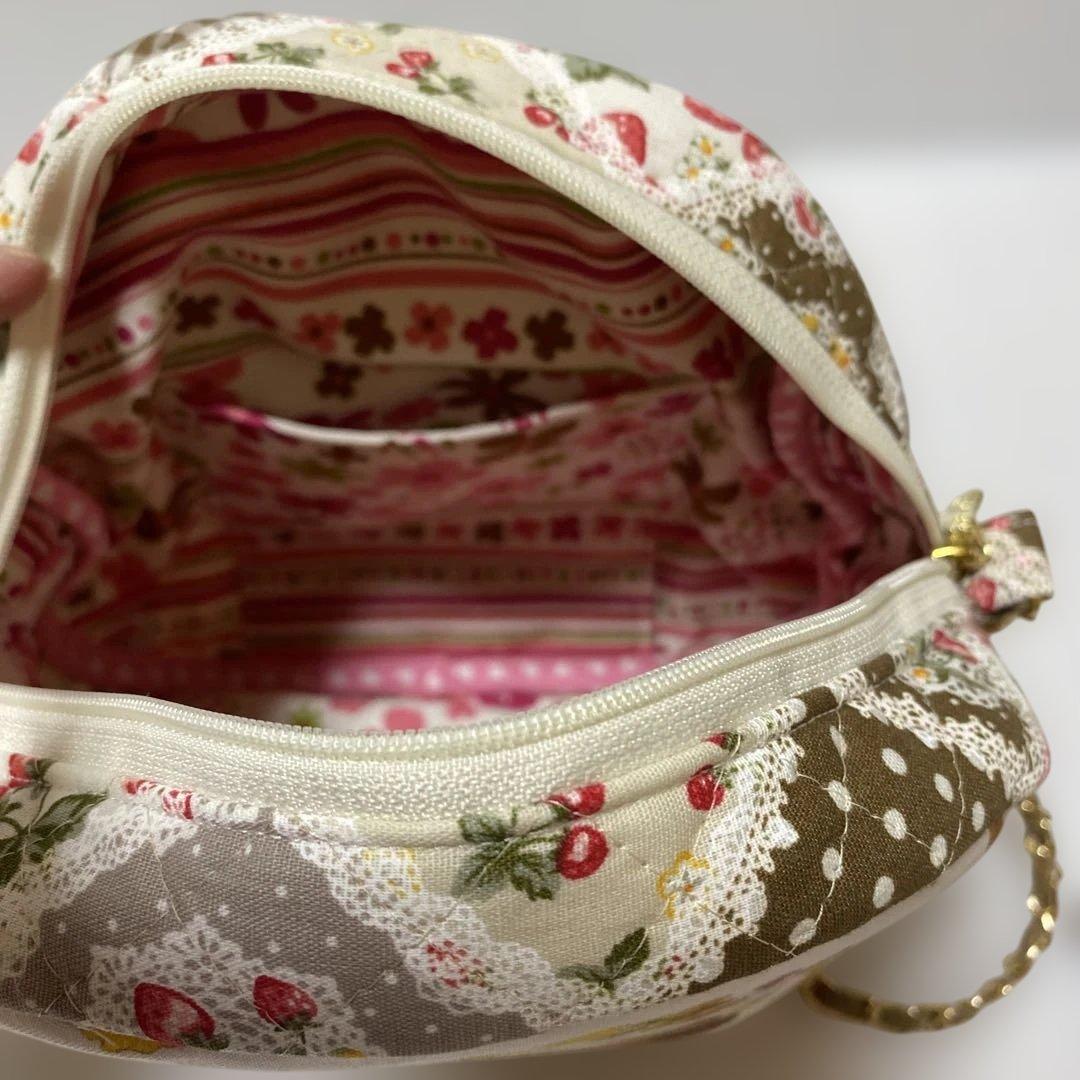 ショルダーポーチ　アンコちゃん コヤンイサムチョン