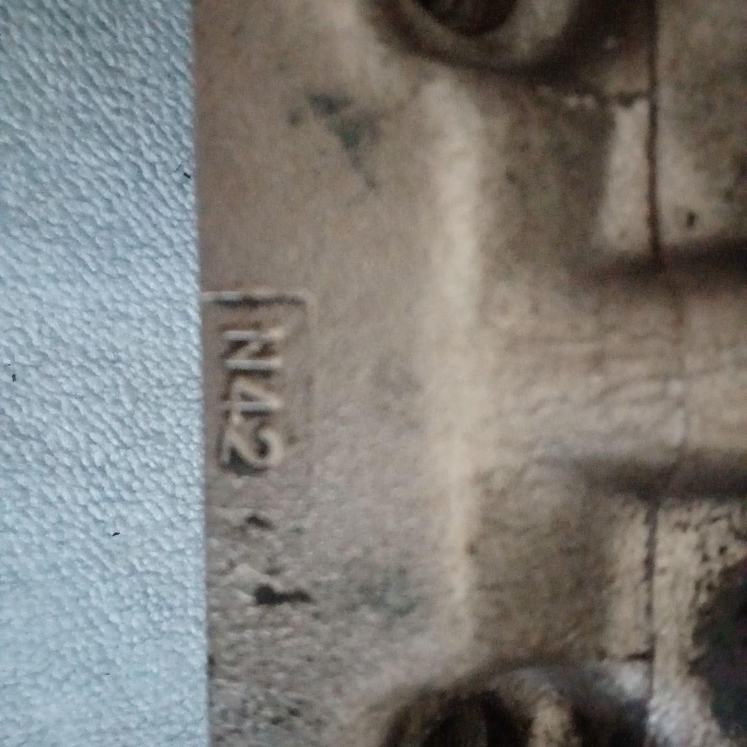 L28ヘッド、カムカバー、