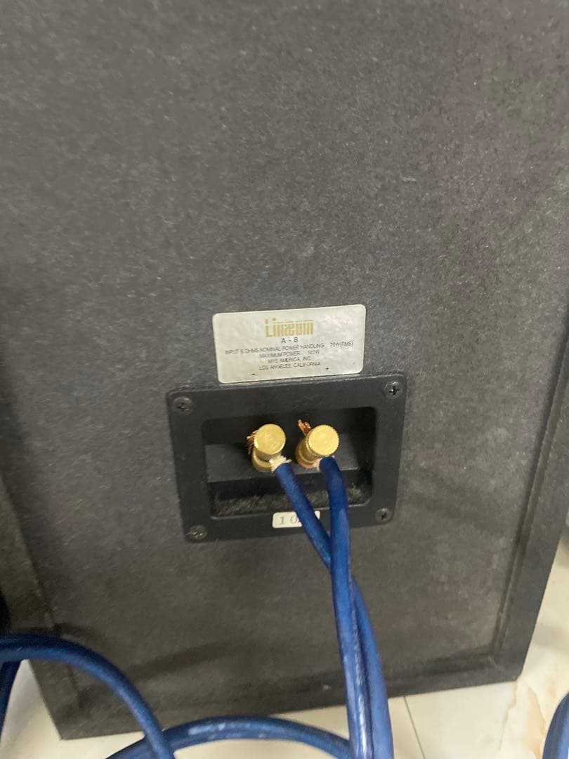 Linaeum A-8スピーカースタンド ブラック