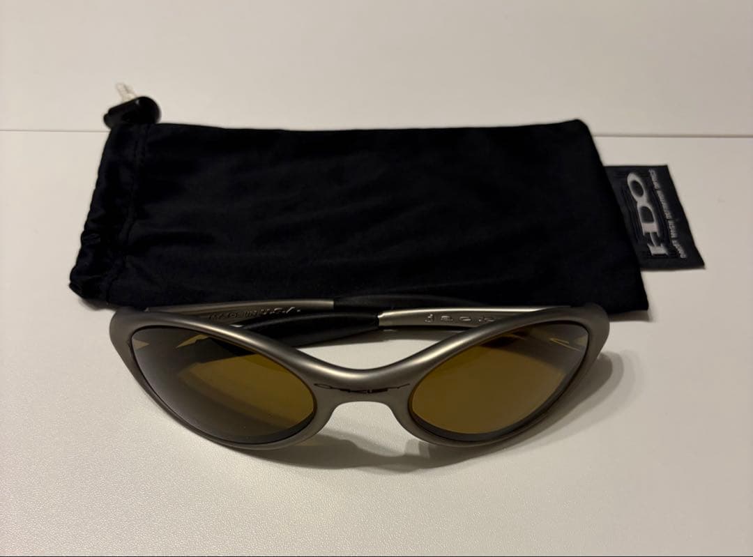 小物 oakley eye jacket