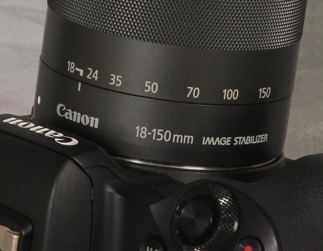 w*。様 Canon EOS Kiss M2 + 18-150mmレンズ付(ri