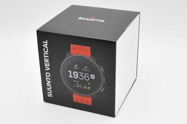 15614 新品 スント Suunto Vertical Solar OW222