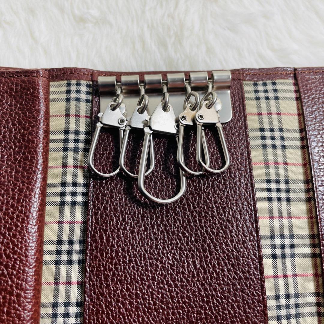 新品未使用品　希少　BURBERRY 5連キーケース　ノバチェックおしゃれシボ革