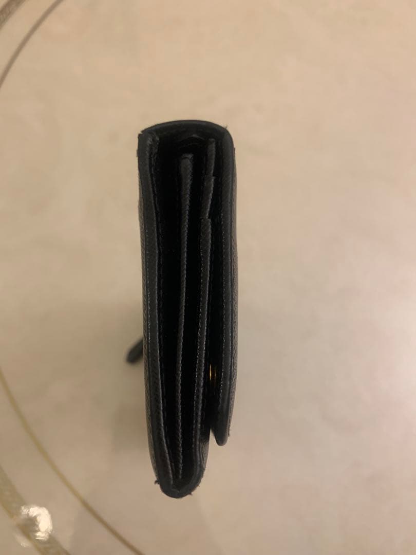 【まゆぞぅ】PRADA ブラック レザー 長財布