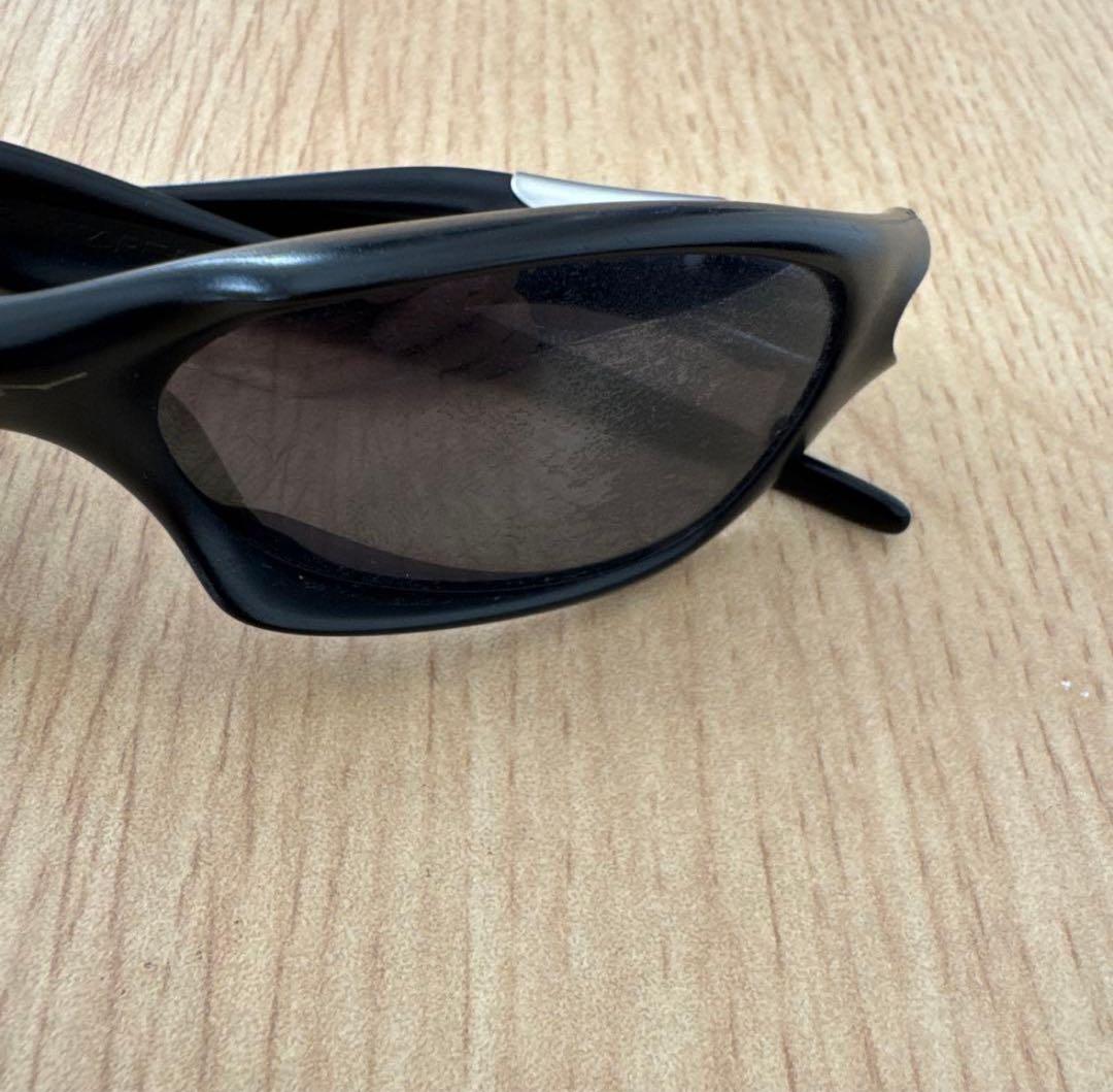 Oakley サングラス valve