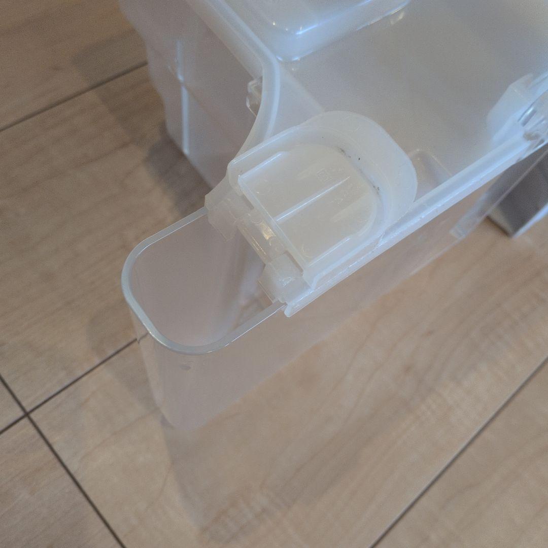 よ*よ様 Panasonicパナソニック　除湿機　F-YHVX120　23年製