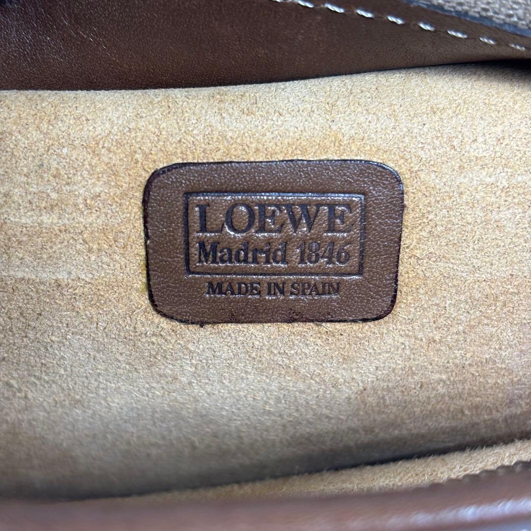 美品 ロエベ クラッチバッグ セカンドバッグ アナグラム ロゴ レザー ブラウン