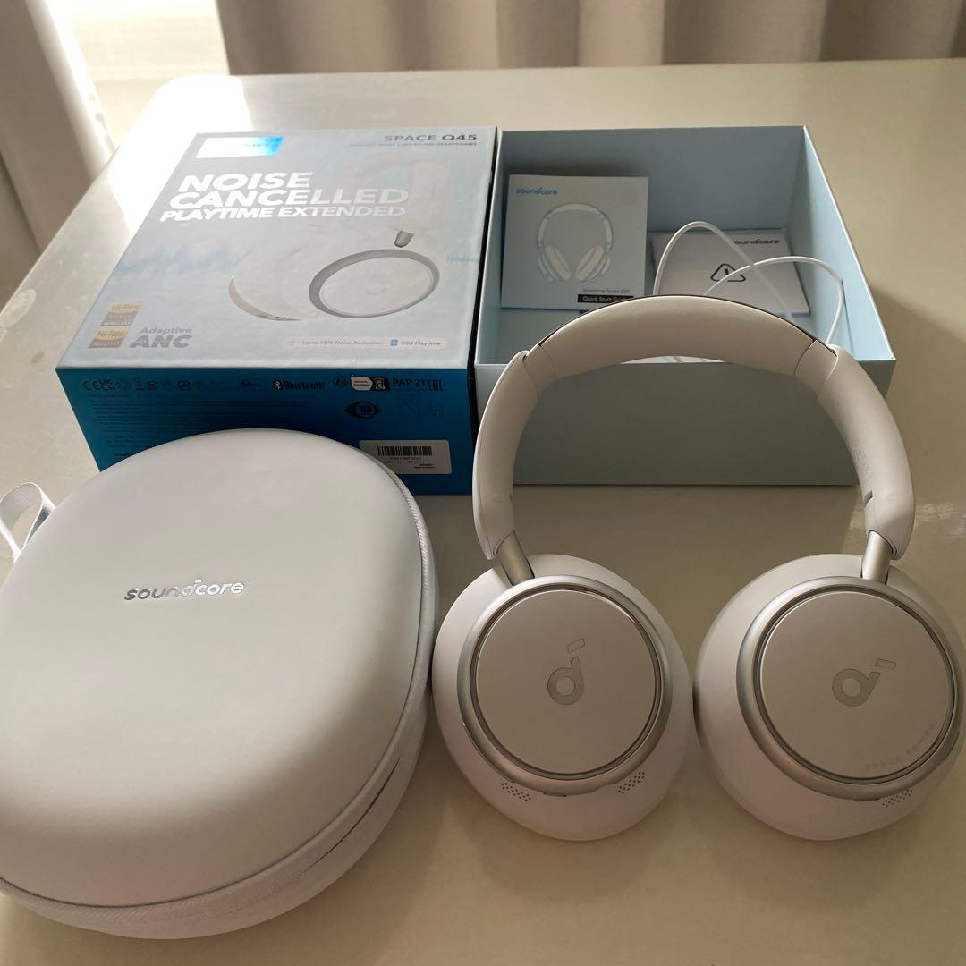 ヘッドホン NOISE CANCELLD PLAYTIME EXTENDED