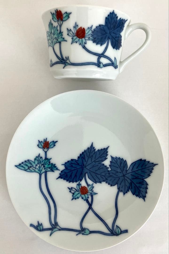 ★専用です★今泉今右衛門★2客★ 錦苺絵紅茶碗★いちご