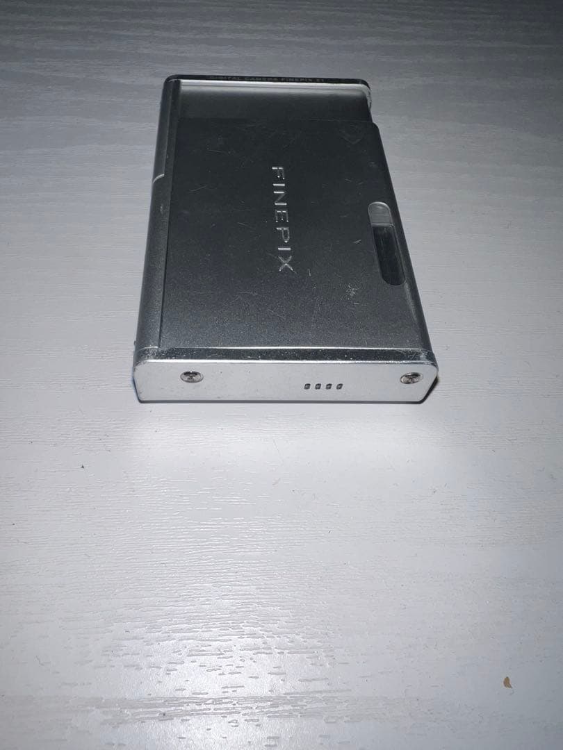 Fujifilm FinePix デジタルカメラ 動作確認済み　変換機　充電器付