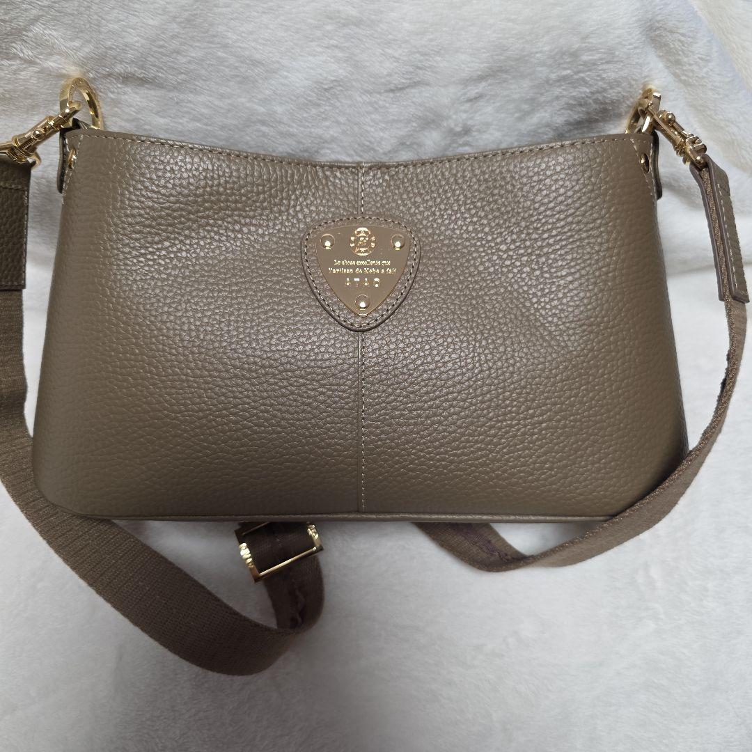 ATAO アタオ　chivy+ チヴィ+