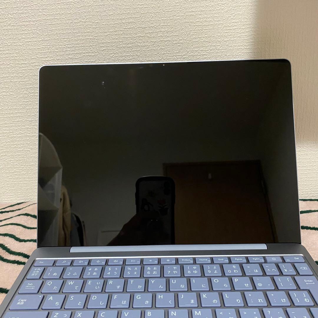Microsoft Surface Laptop Go アイスブルー THJ-…