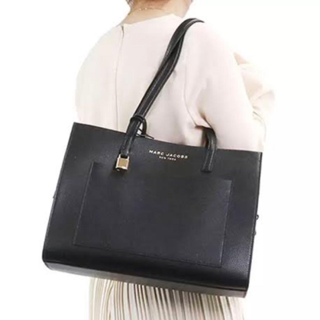 新品❤️MARCJACOBSマークジェイコブス❤️通勤通学バッグ❤️定価86900‼️