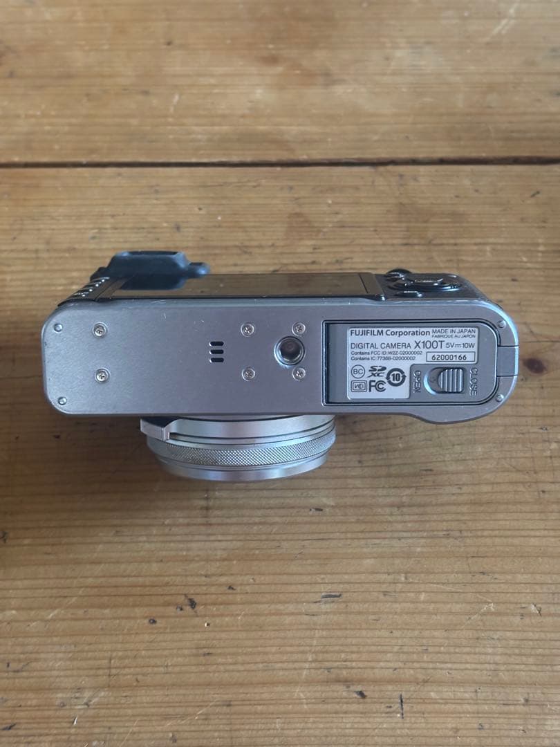 デジタルカメラ FUJIFILM X-100T