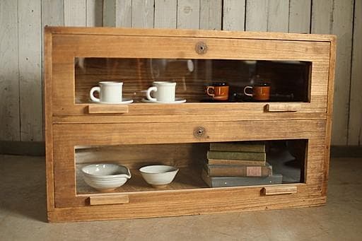 味のある前面ガラスの木製引き出し2段　食器棚　シャツケース　収納棚　古家具