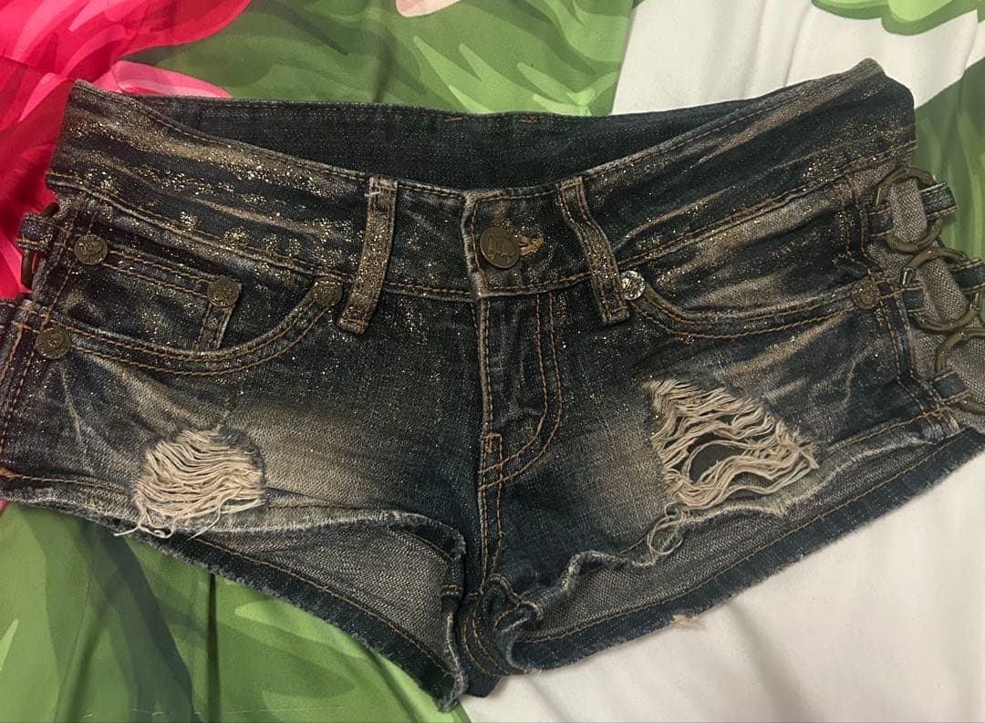 合馬公式アカウント1 d.i.a.ショーパン２点