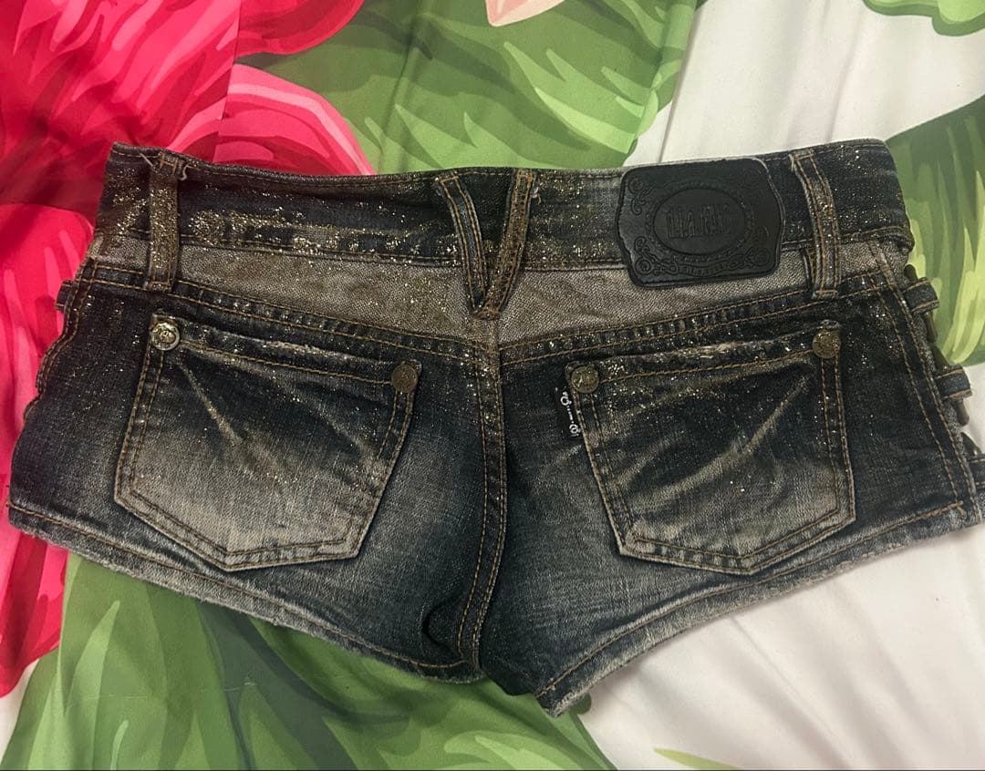 合馬公式アカウント1 d.i.a.ショーパン２点