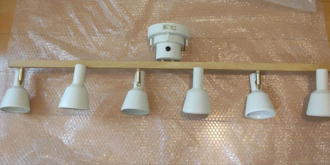 インターフォルム シーリングライト