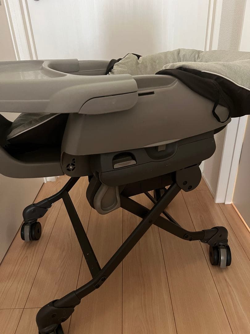 コンビ ハイローチェア 新生児から4才頃 ネムリラ AUTO SWING LM