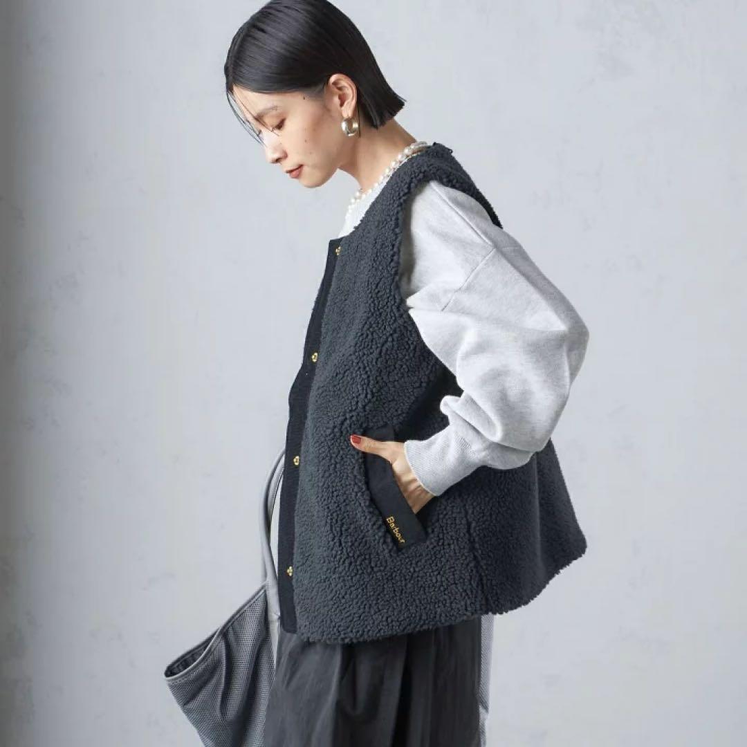 もん様　Barbour DULSIE LINER ボアベスト