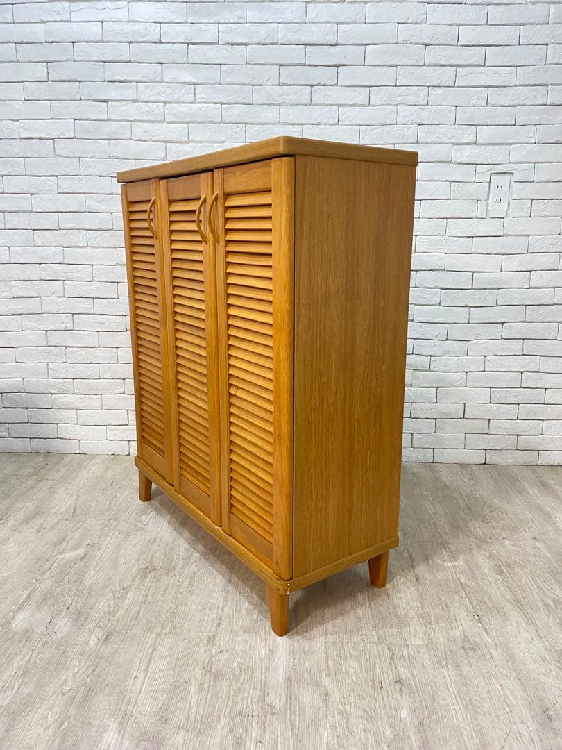 【東京都内23区配送無料】ルーバー　シューズボックス　靴箱　下駄箱　収納　玄関