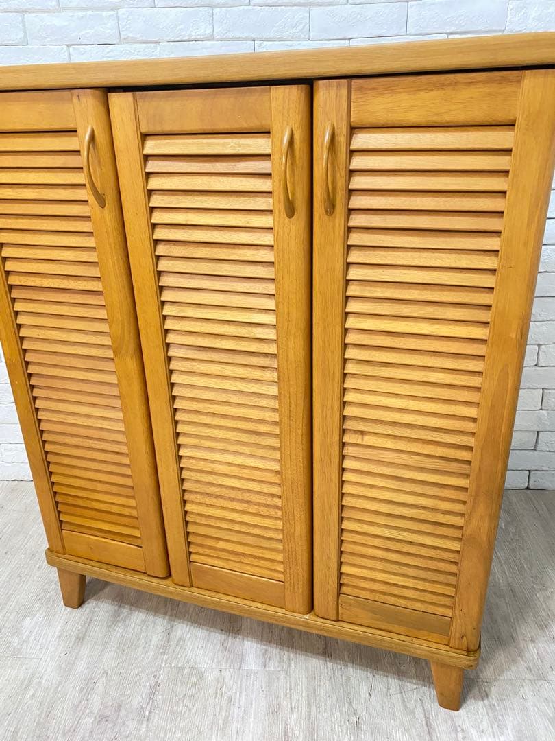 【東京都内23区配送無料】ルーバー　シューズボックス　靴箱　下駄箱　収納　玄関