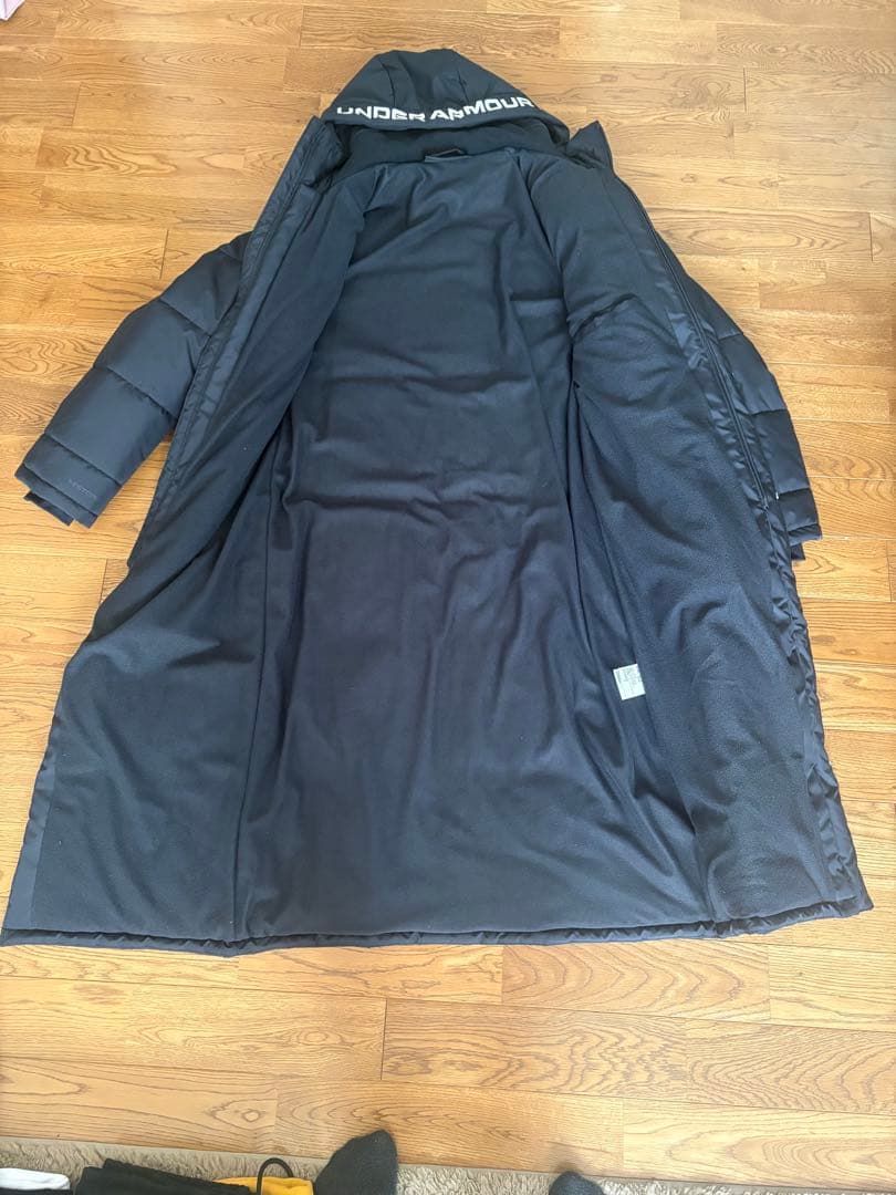アンダーアーマー　UNDER ARMOUR ベンチコート