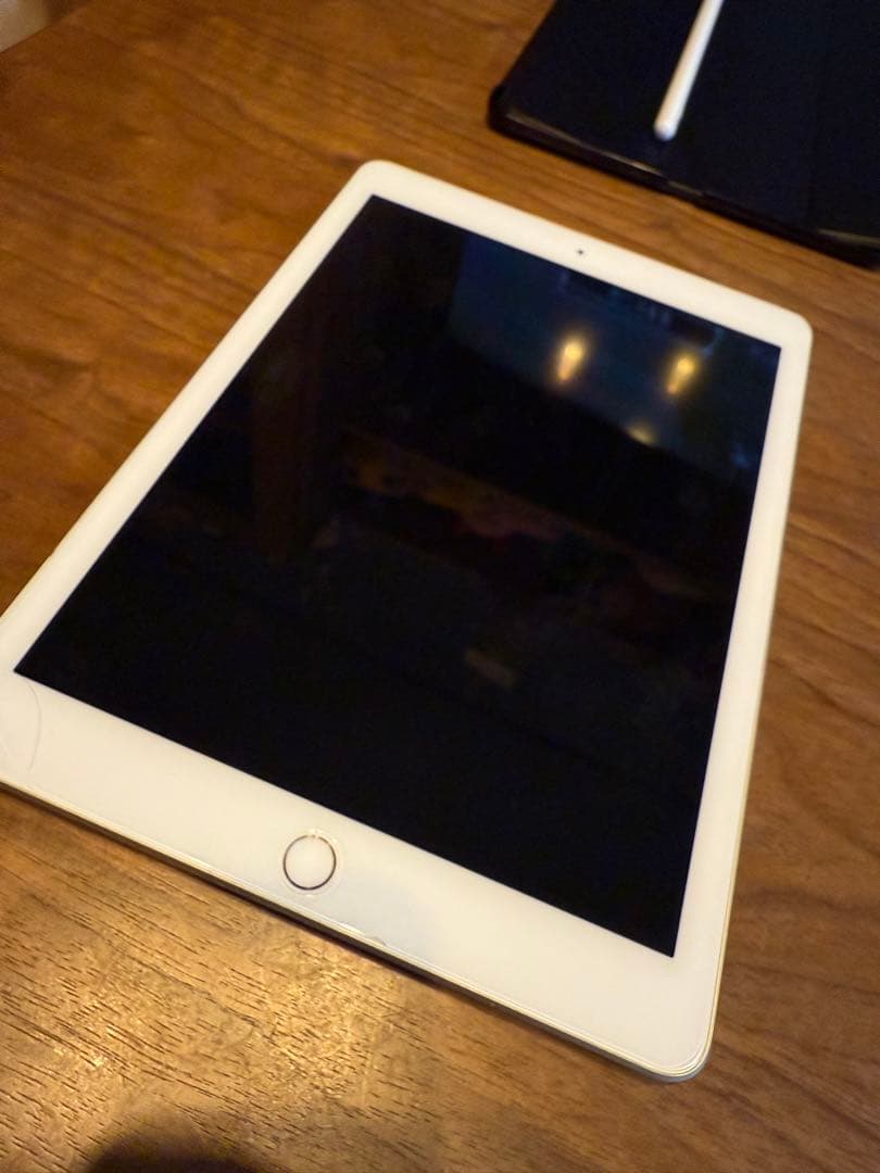 iPad 第6世代128GB+ Pencil + スタンドケース