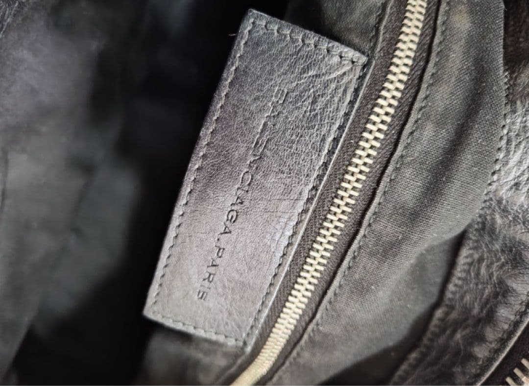 BALENCIAGA 黒 レザー ハンドバッグ　ジャイアントシティ