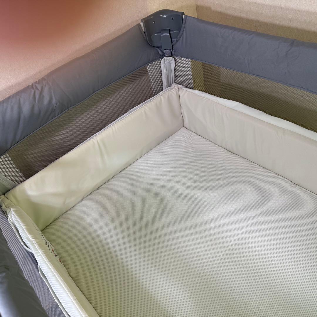 【数回のみ】 ココネルエアーAB アップリカ　ベビーベッド　グレーベアー