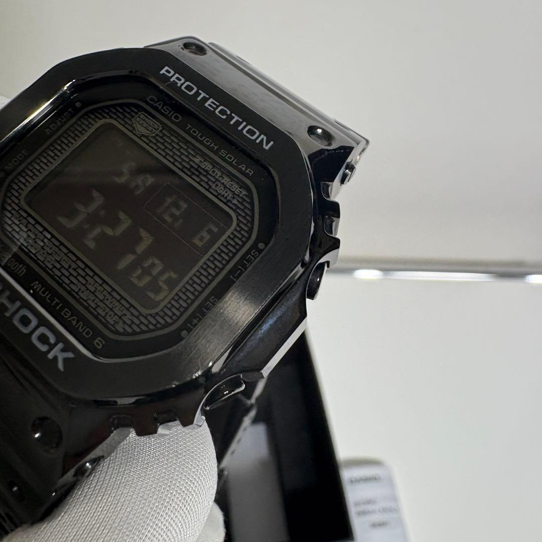美品 G-SHOCK フルメタル タフソーラー GMW-B5000GD-1JF