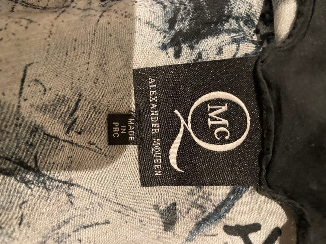 ALEXANDER McQUEENスカーフ【美品】ユニセックス