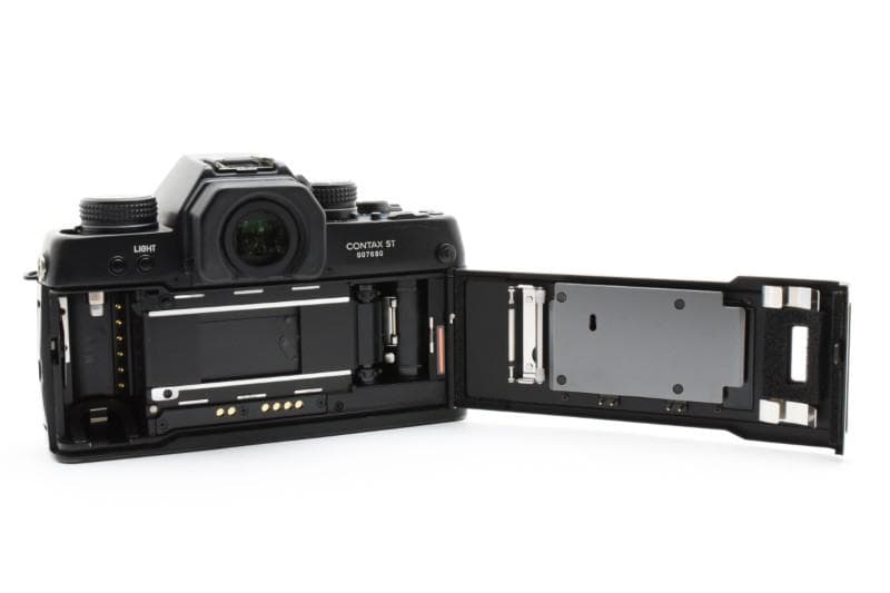 CONTAX ST, Planar 50mm f/1.4 T* AEJ（現状品）