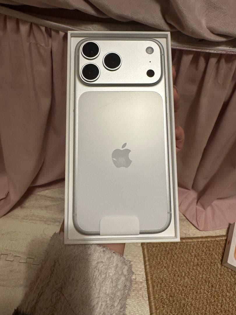 海外版iPhone 17 Pro Max 512GB、新品, 未未アクティベート