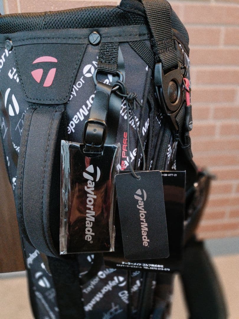 【新品】TaylorMade キャディバッグ スタンド式