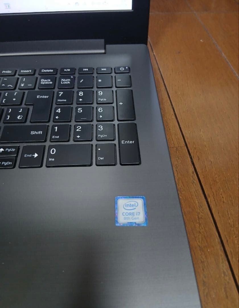 【美品】Core i7-8550U 新品SSD/SSHD 1TB Blu-ray