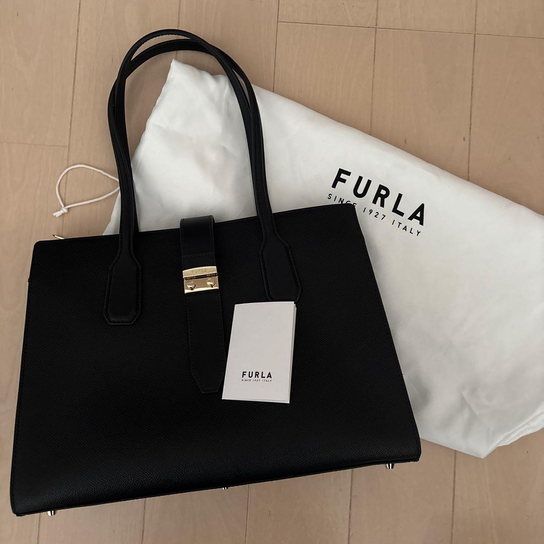 FURLA ビジネス　トートバック　黒　25年3月購入　超美品