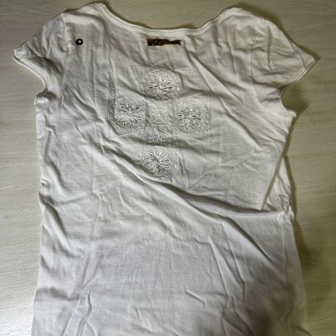 即*送様 ルグランブルー 刺繍入りホワイトTシャツ