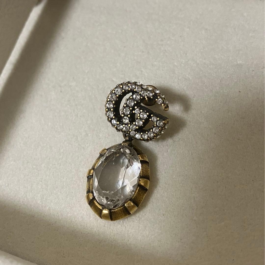 GUCCI クリスタル付き ダブルG ピアス
