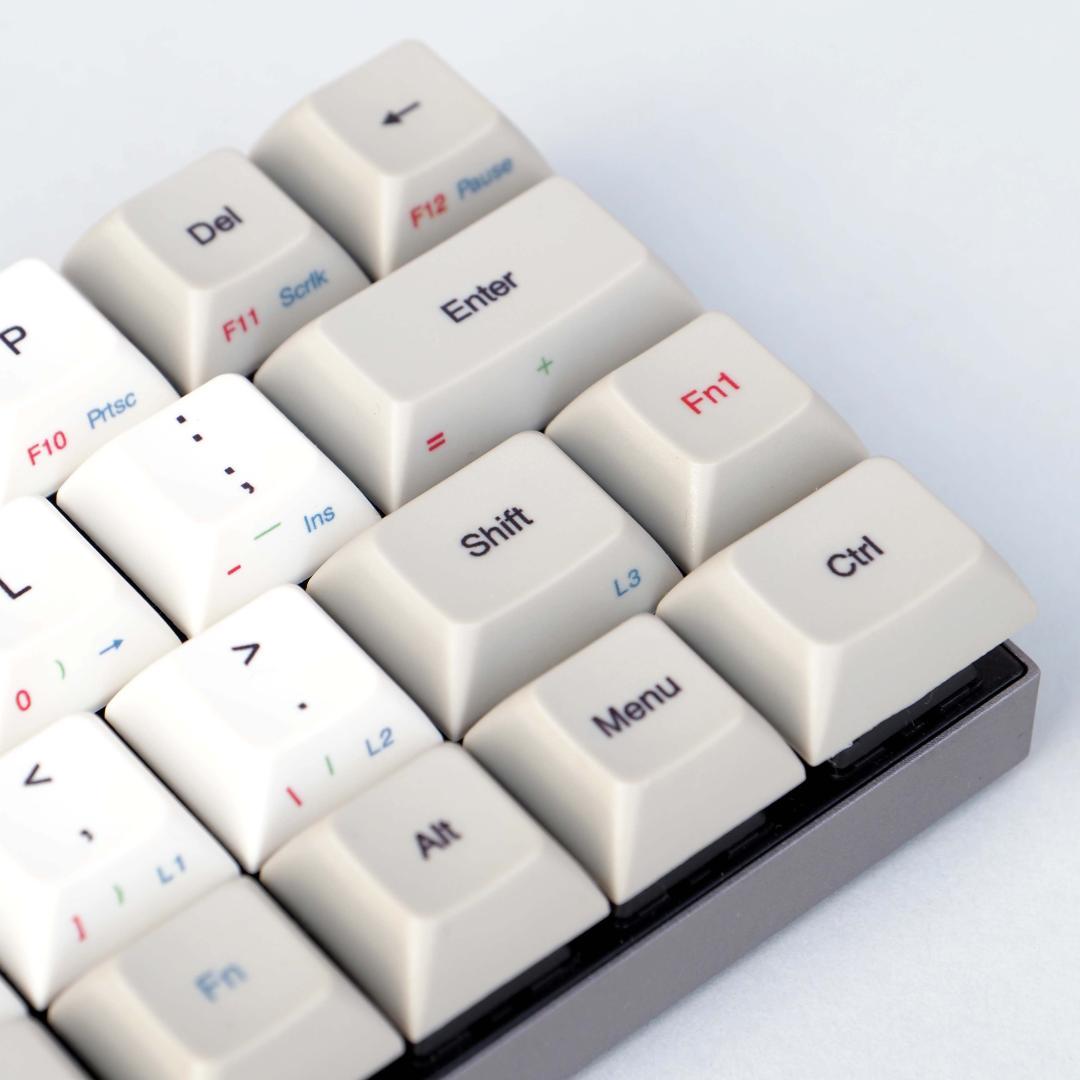 m*9様 【美品】英語配列 40％キーボード vortex core【チェリー赤