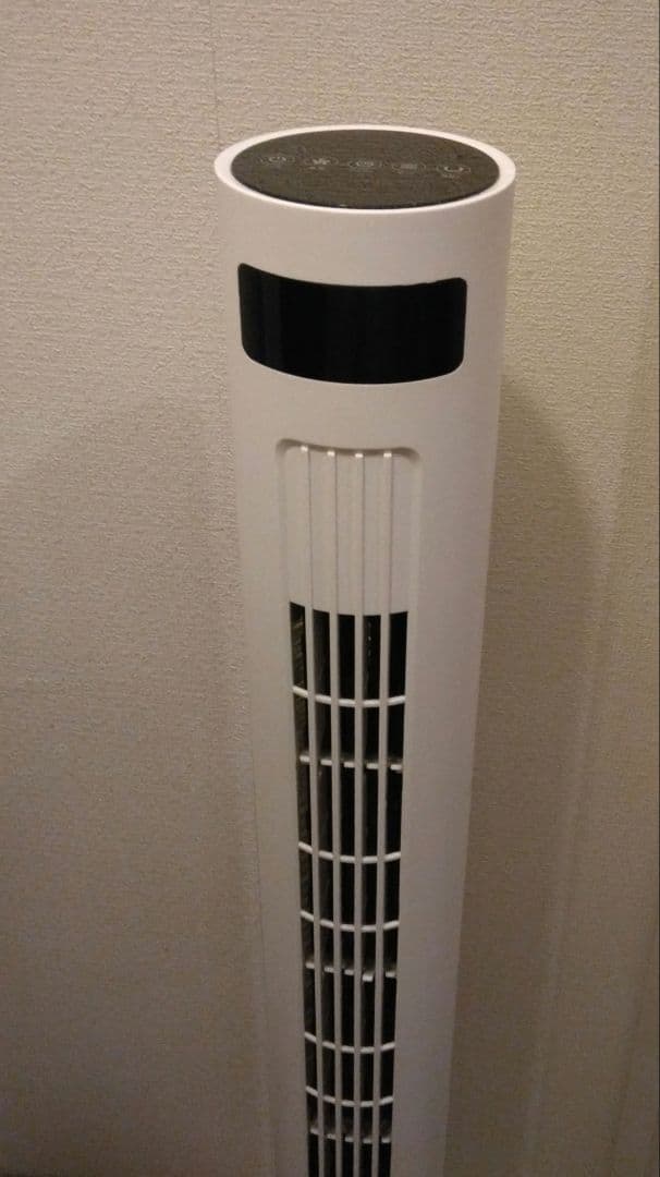 中古品 ※リモコン無し※ 白 DC タワーファン スリム ホワイト