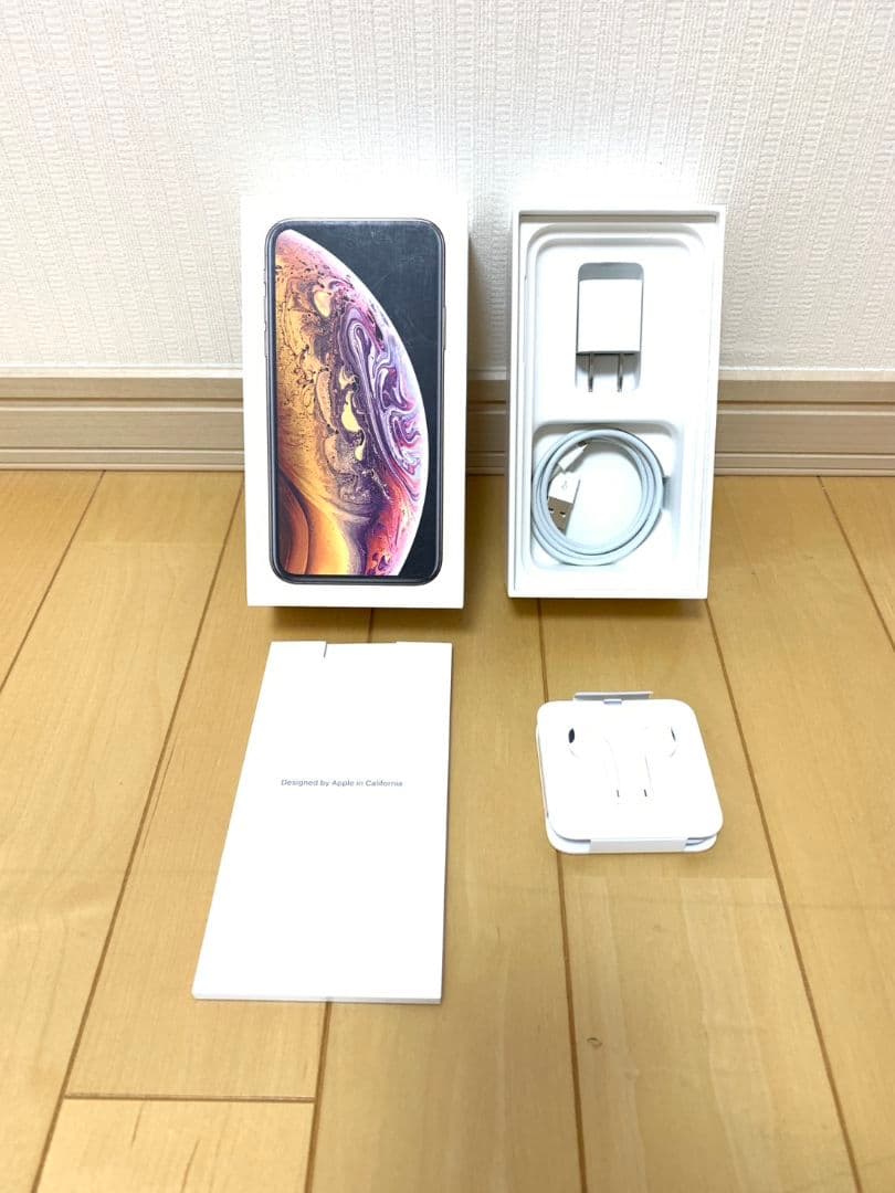 iPhone Xs Gold 256 GB docomo SIMフリー