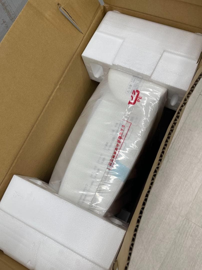 新品 シャープ 加湿セラミックファンヒーター HX-H12E6-W ホワイト