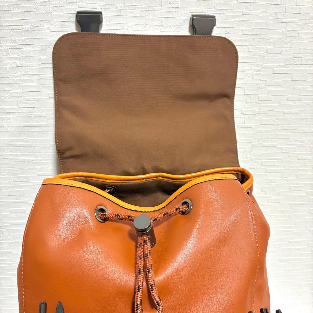 COACH バックパック リュック マルチカラー ブラウン クリーム ロゴ