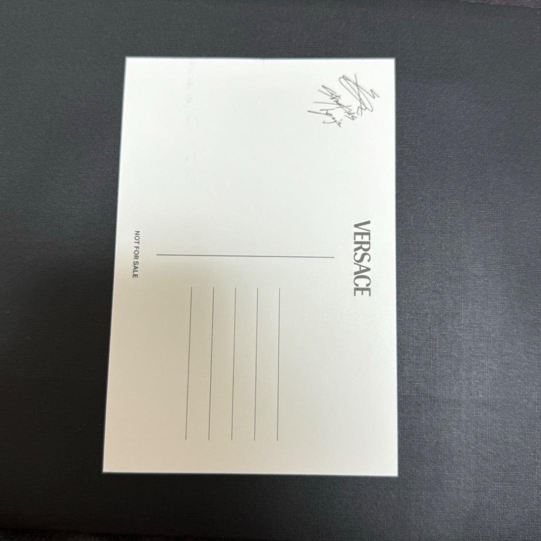 StrayKids スキズ ヒョンジン VERSACE ポストカード