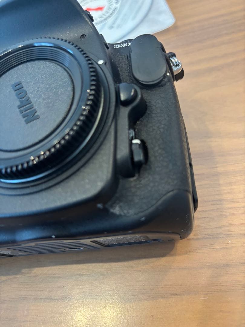 Nikon ⭐︎通電・動作・精度未確認⭐︎D300 デジタル一眼レフカメラ 本体